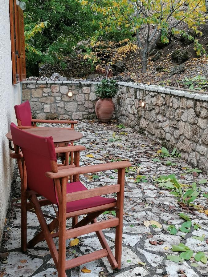 Ξενώνας Το Πατρικό Karya エクステリア 写真